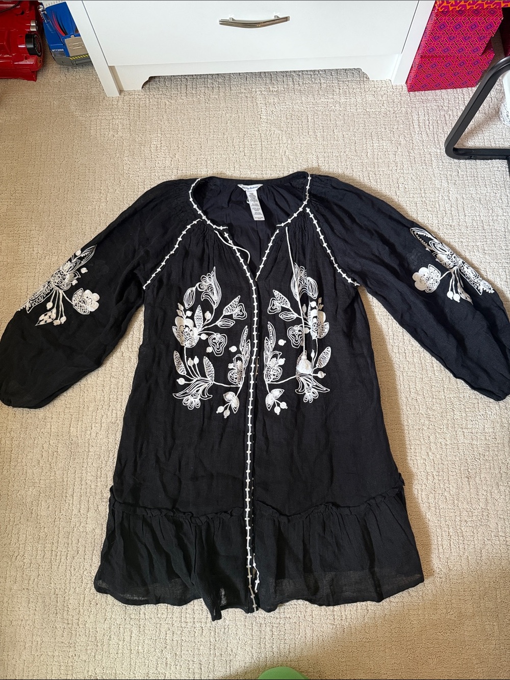 Tommy Bahama Black Tunic with White Floral Embroidery